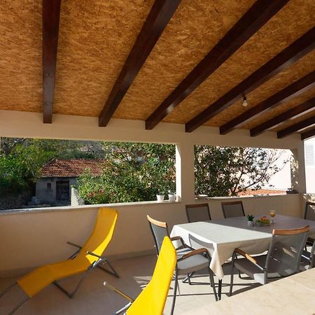 Apartman Marel Žrnovnica Exteriör bild